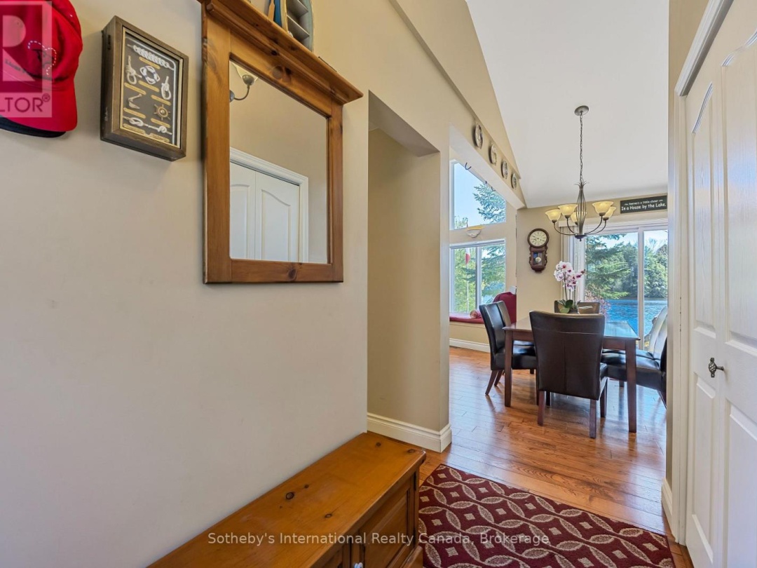 9 PAULS BAY ROAD, Harris Lake