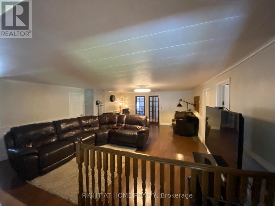 1725 EARL HAID AVENUE, Severn River