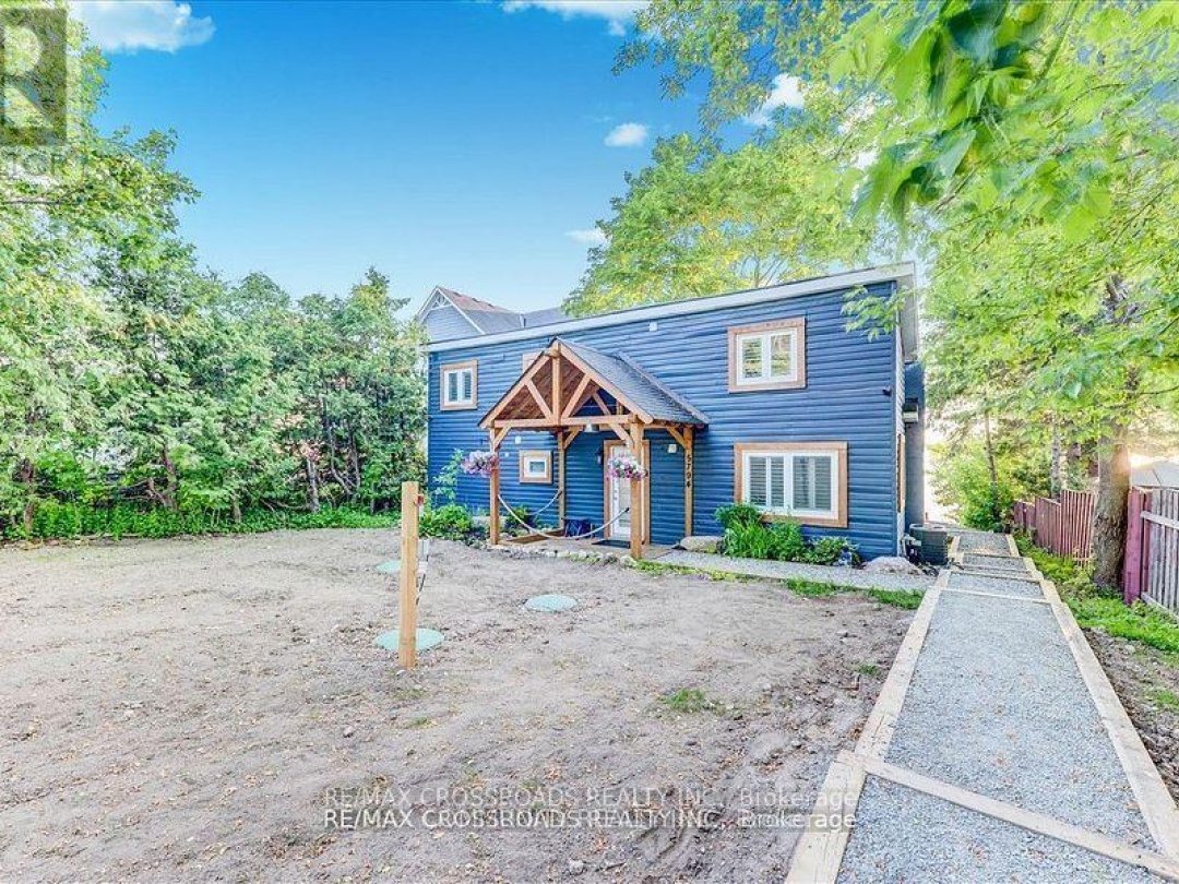 5794 VICTORIA PARK ROAD, 