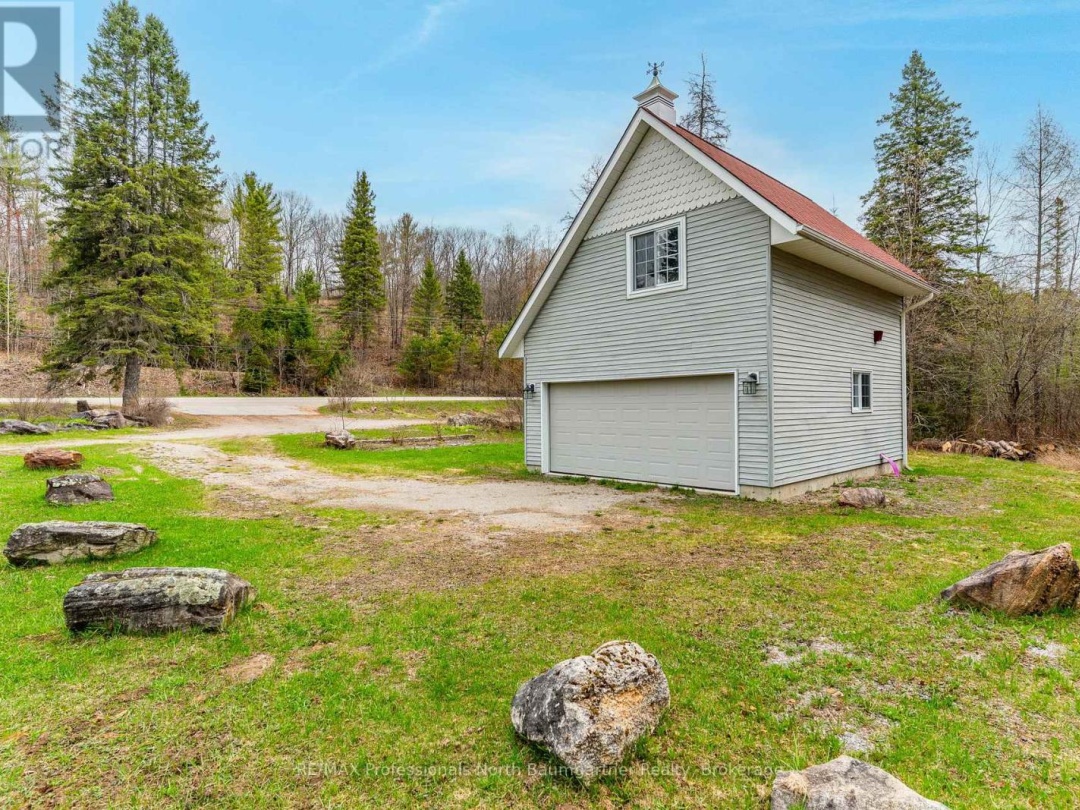 10752 COUNTY ROAD 503, Highlands East (Glamorgan)