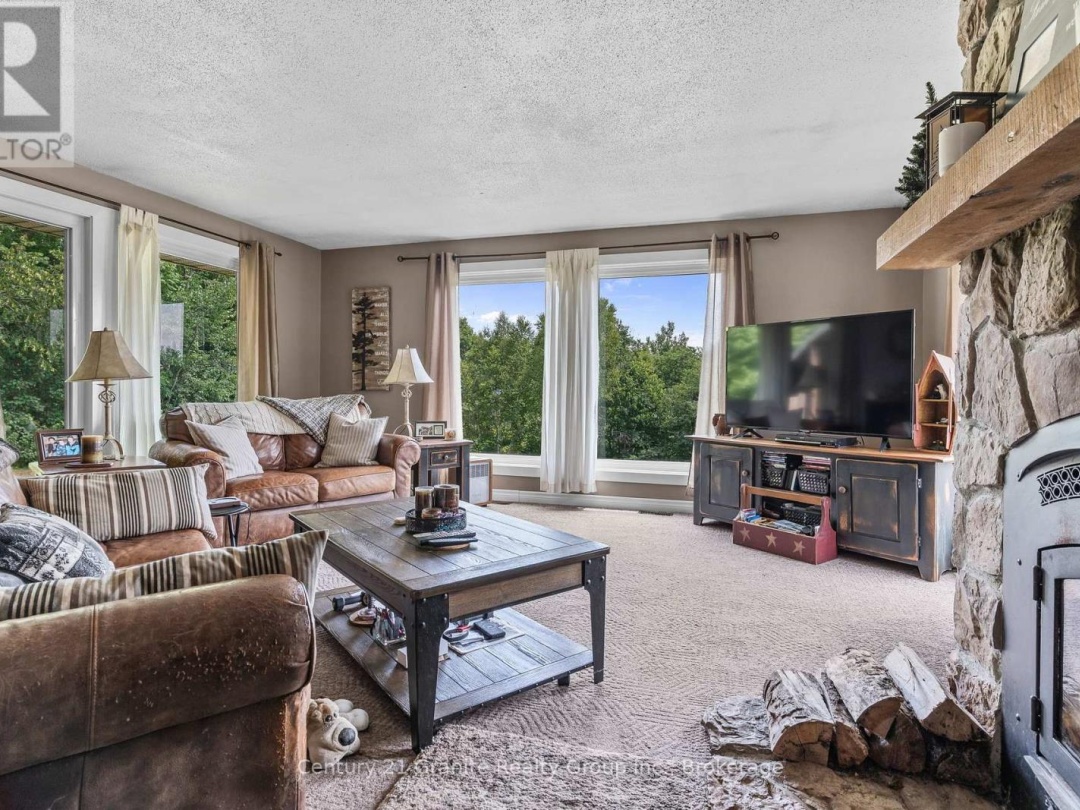 1037 KERNOHAN FARM TRAIL, Minden Hills (Minden)