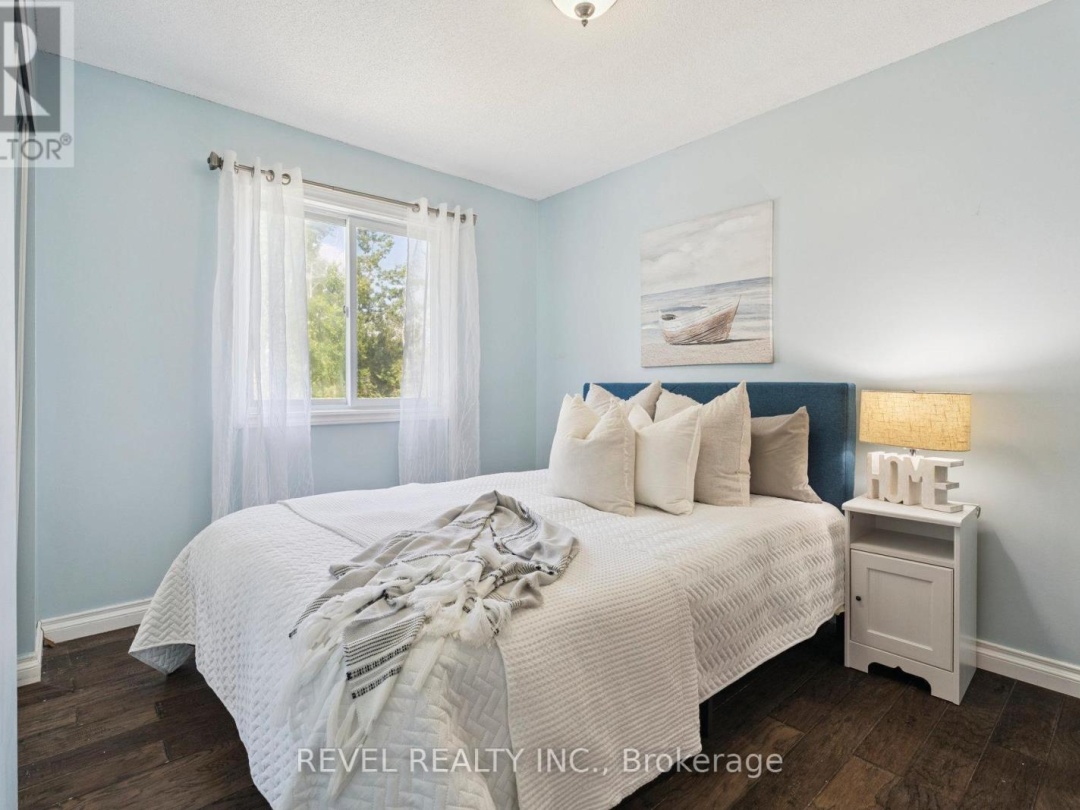 40 GREENWOOD CRESCENT, 