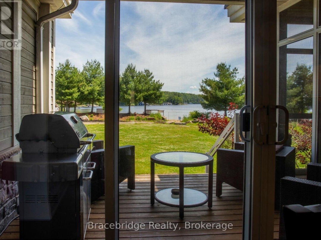 G103 D1 1869 Muskoka 118 Highway W, 