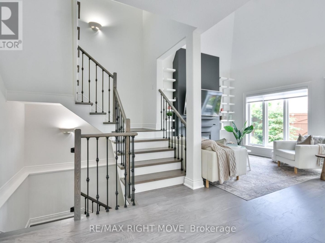 28 - 10 INVERMARA COURT, Lake Simcoe