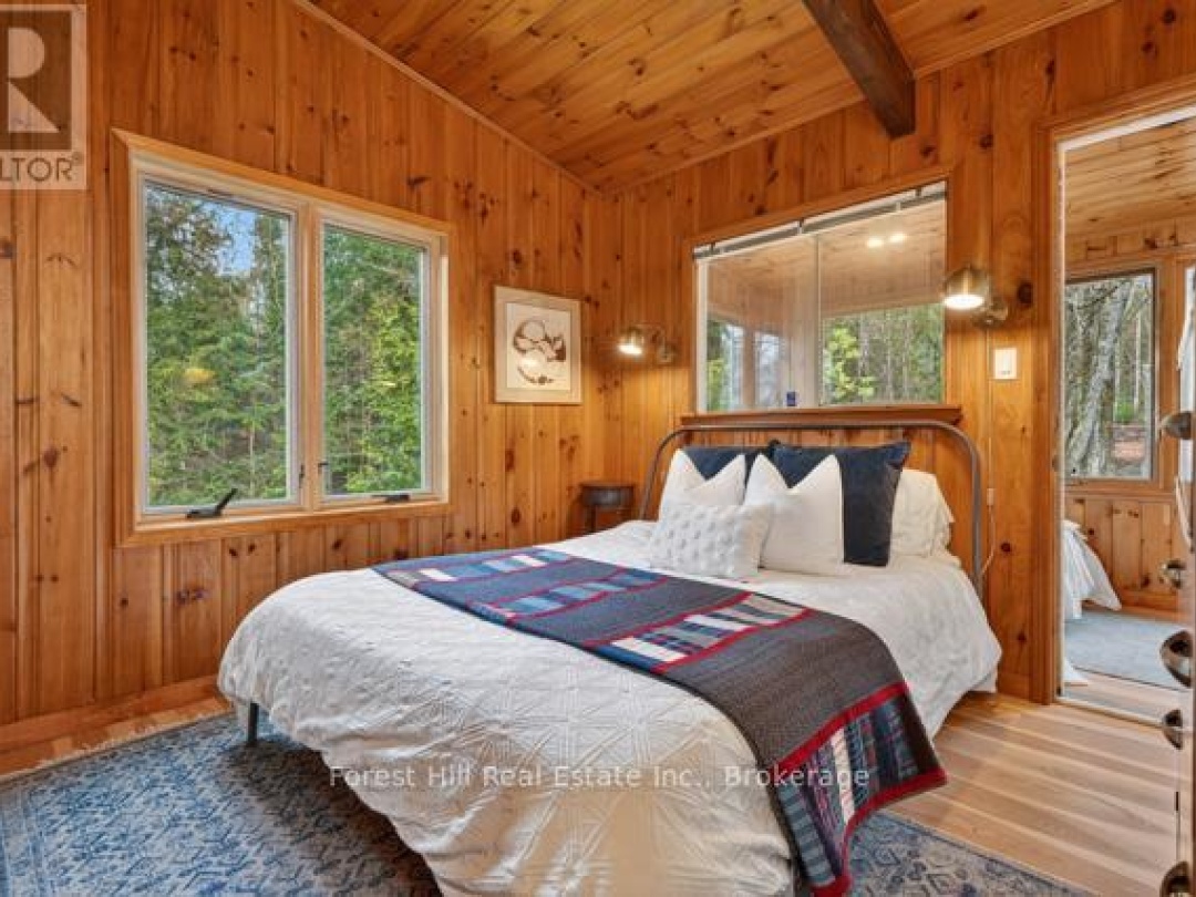 1034 CANNING HEIGHTS ROAD, Canning Lake