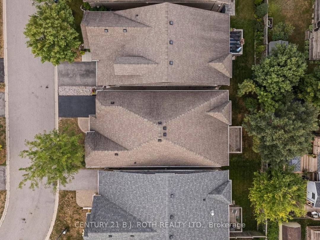 8 CANTERBURY CIRCLE, 