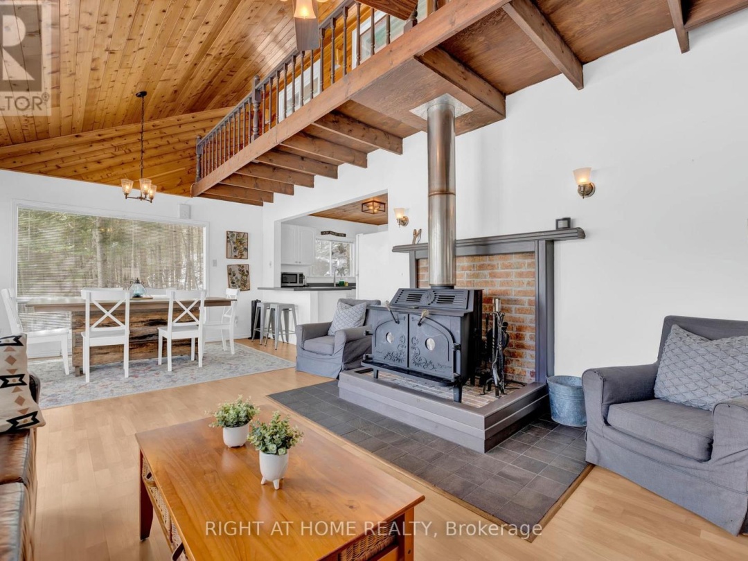 1220 PORTAGE LAKE ROAD, 