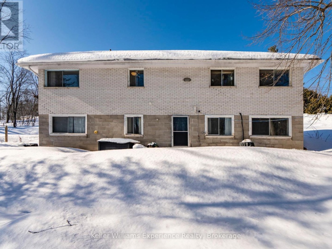 229 MOUNTAIN AVENUE, Tay (Waubaushene)