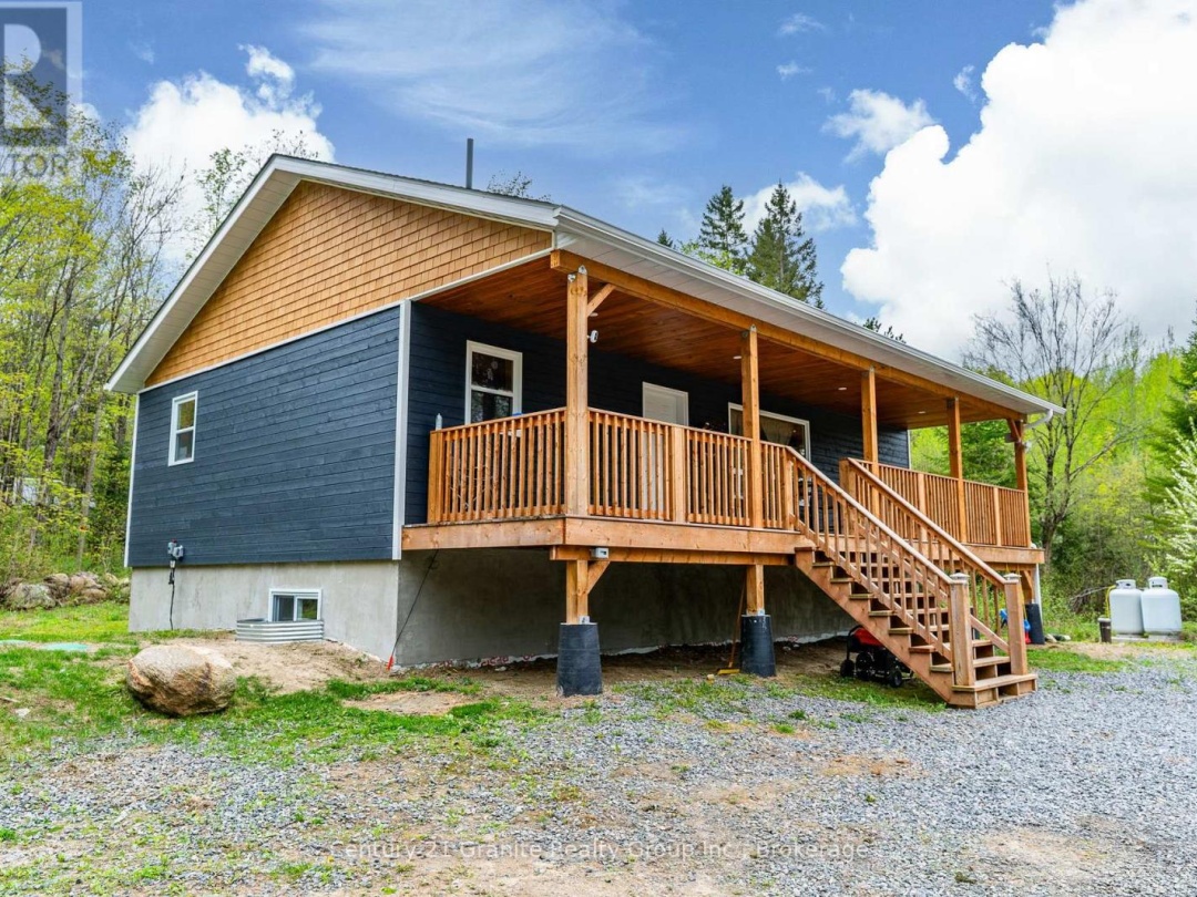 10498 HIGHWAY 118, Algonquin Highlands (Stanhope)