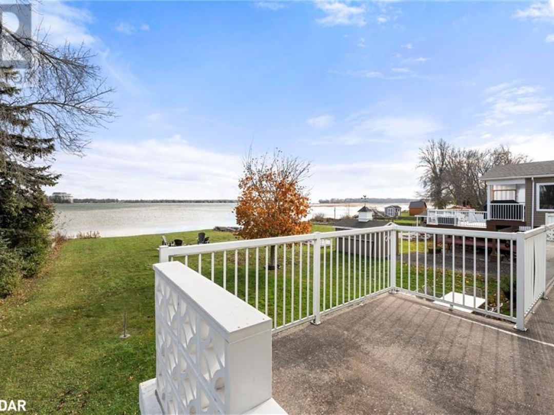 363 Macisaac Drive, Lake Simcoe