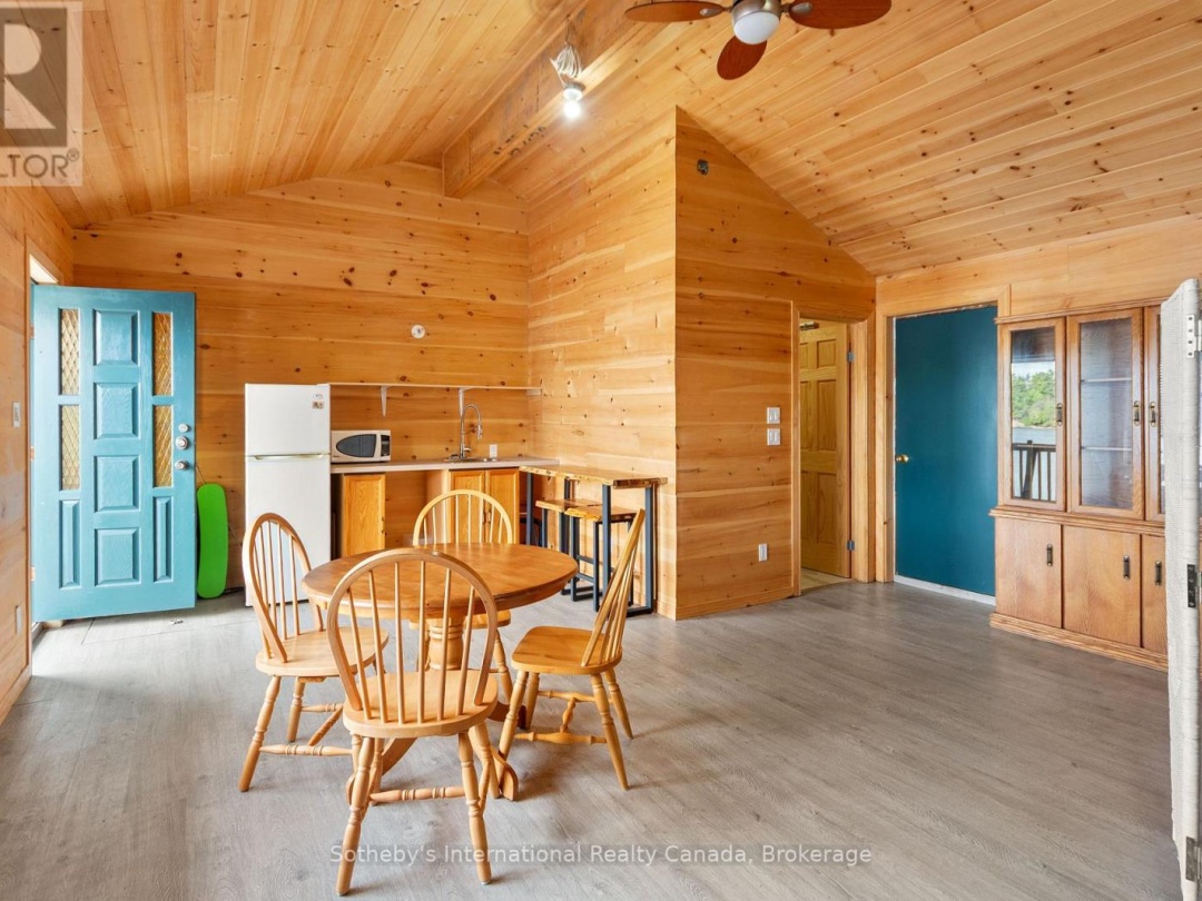 88 CAUSEWAY ROAD, Gibson Lake