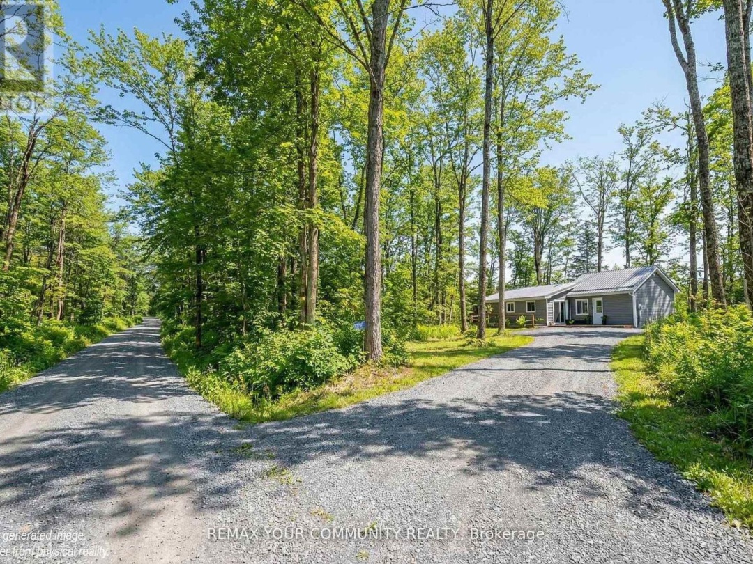 1534 SALERNO LAKE ROAD, Highlands East (Glamorgan)