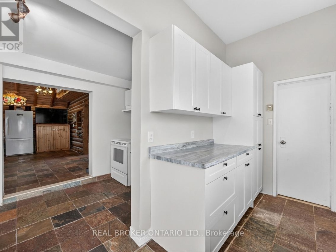 1866 TAY BAY ROAD, Matchedash Bay