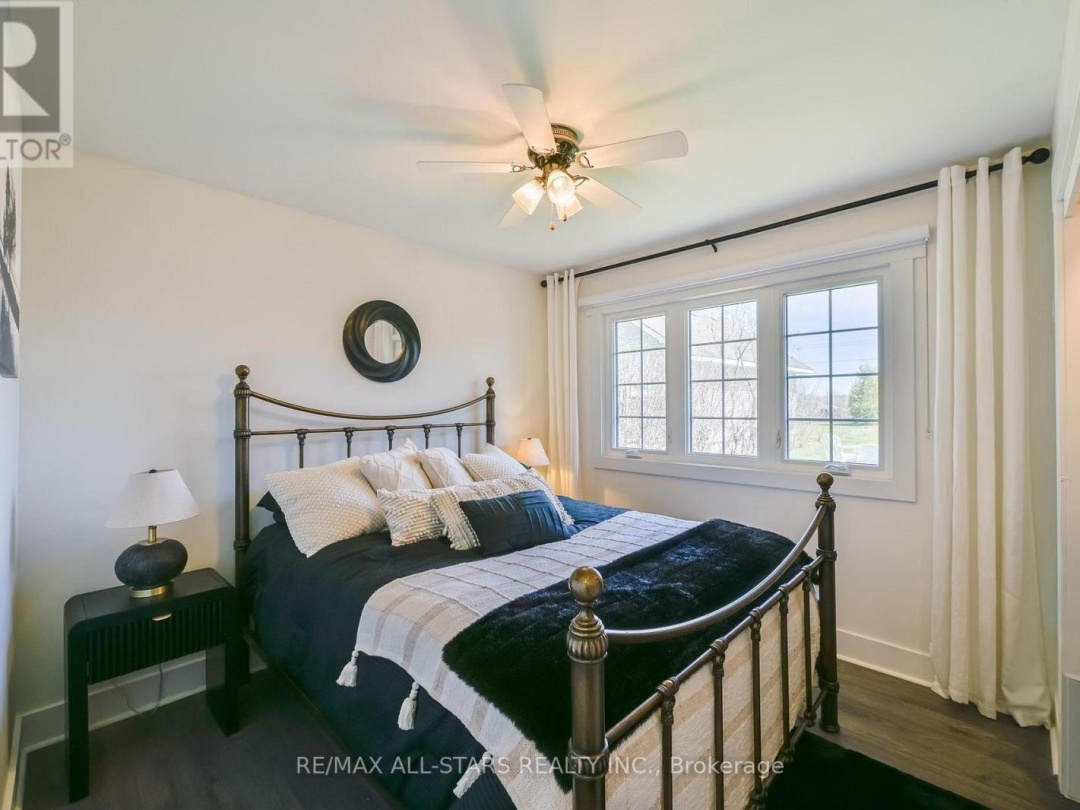 53 MEACHIN DRIVE, Sturgeon Lake
