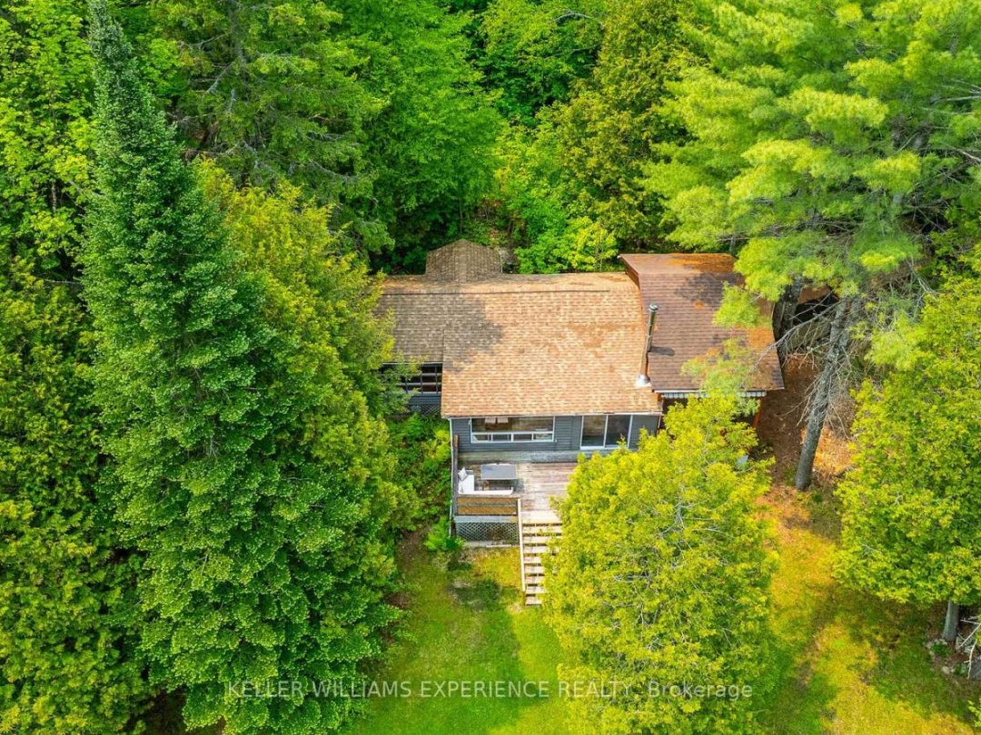 1049 ELSIE BAY DRIVE, Horseshoe Lake