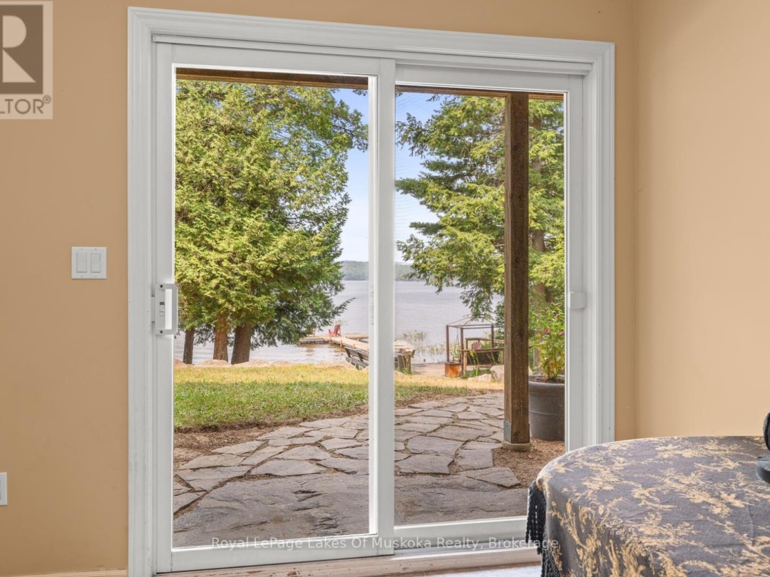 1484 SHANGRILA ROAD, 