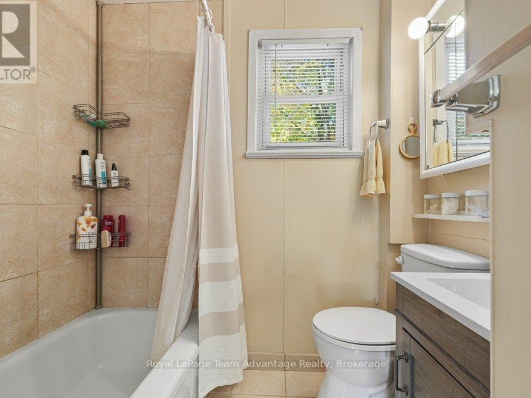 43 HILLCREST AVENUE, 