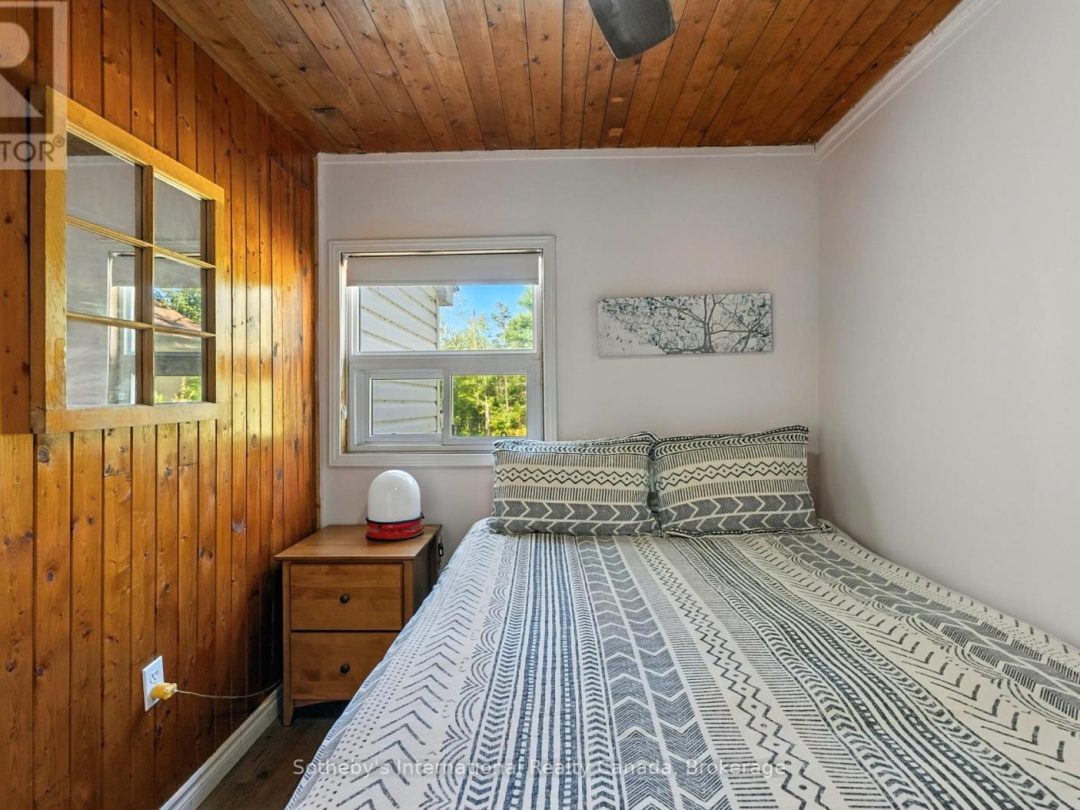 1118 SOUTH KAHSHE LAKE ROAD, 