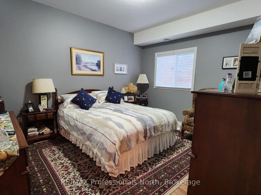 33 GOODWIN DRIVE, Huntsville (Chaffey)