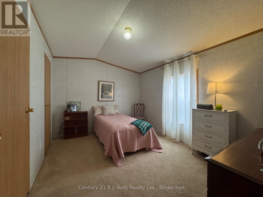4105 SPRUCE ROAD, 