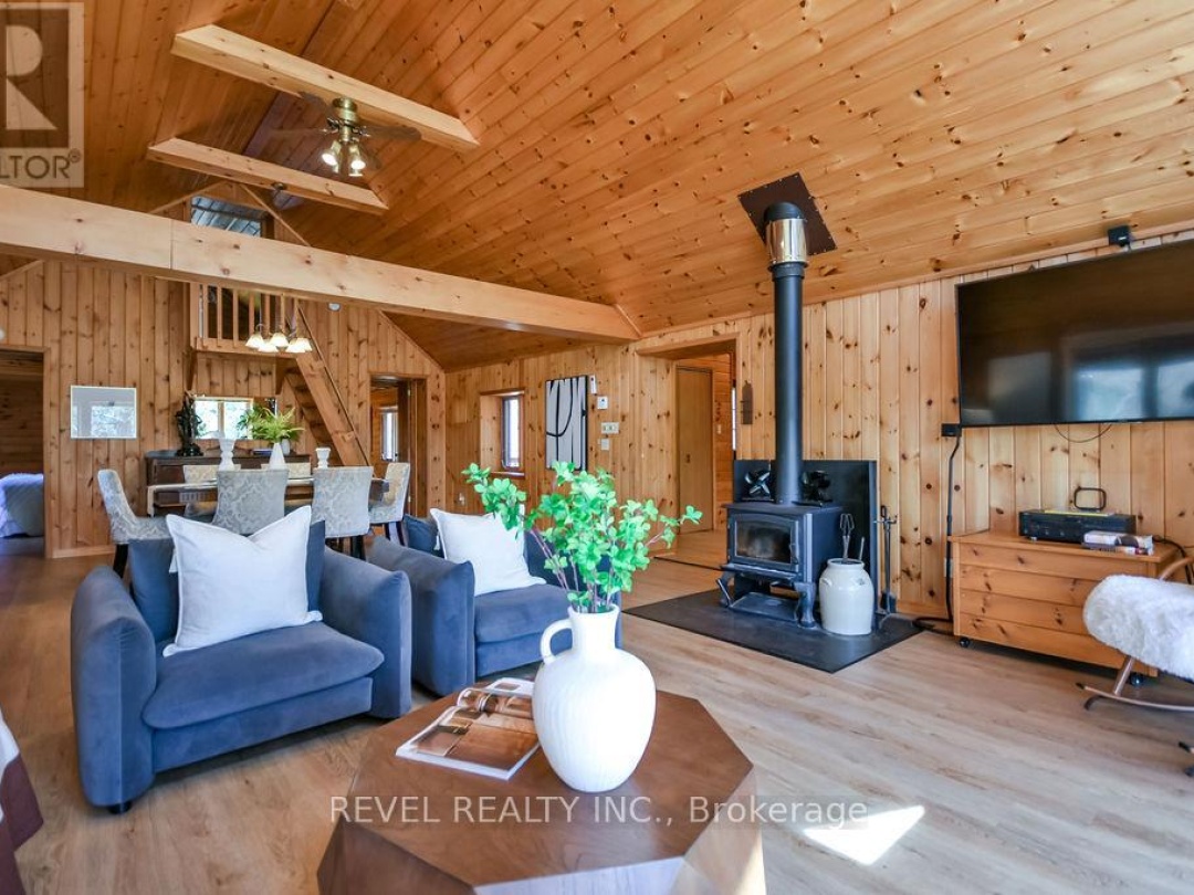 180 LAKE ROAD, Baxter Lake