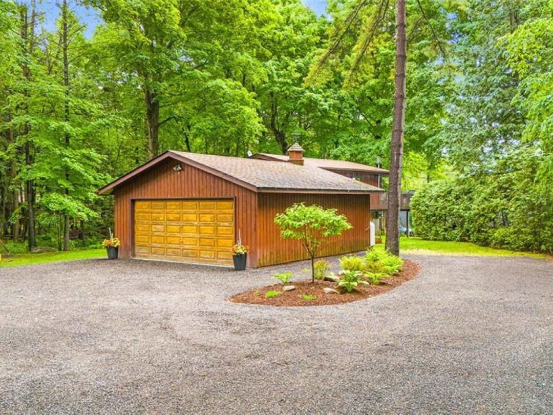 4 Mackenzie Place, Balsam Lake