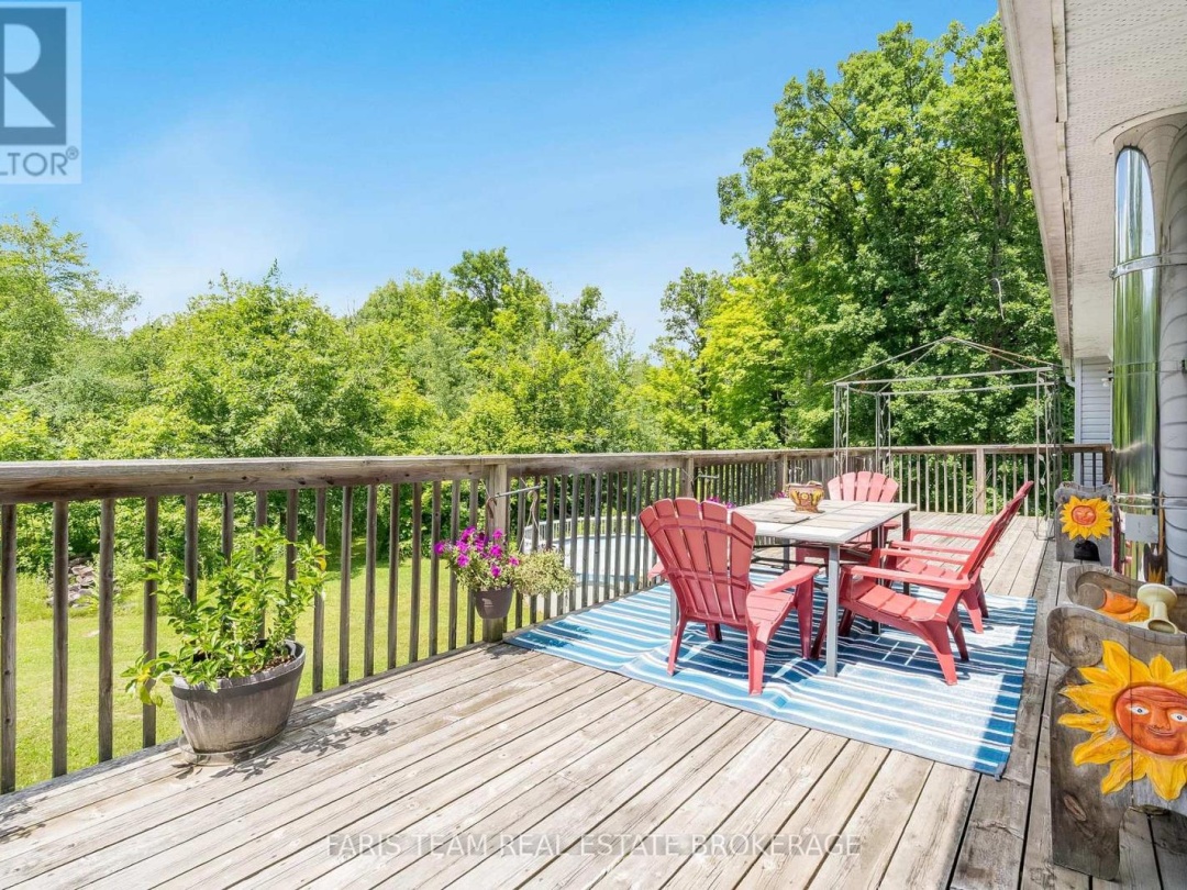 1280 MOUNT STEPHEN ROAD, 