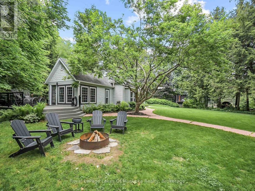 103 SOUTHBANK DRIVE, Muskoka River