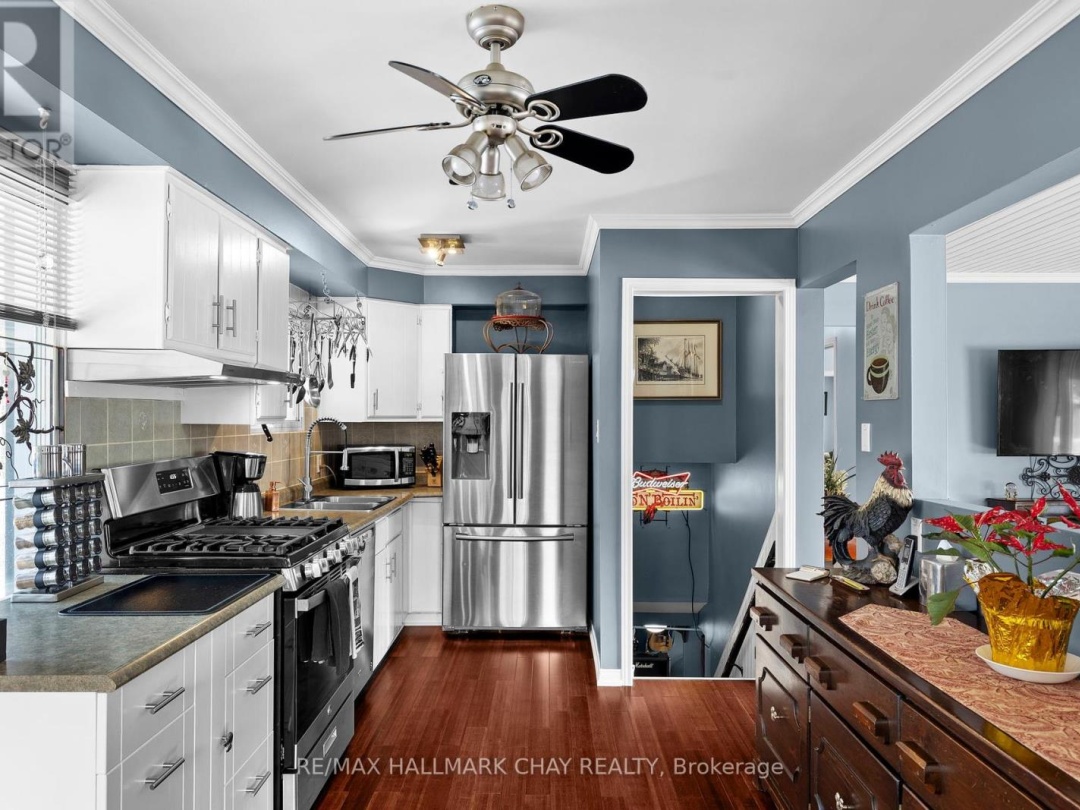 3194 SHOREVIEW DRIVE, 