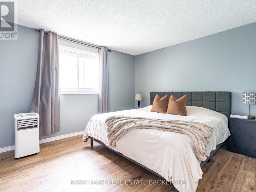 8304 COUNTY ROAD 169, 