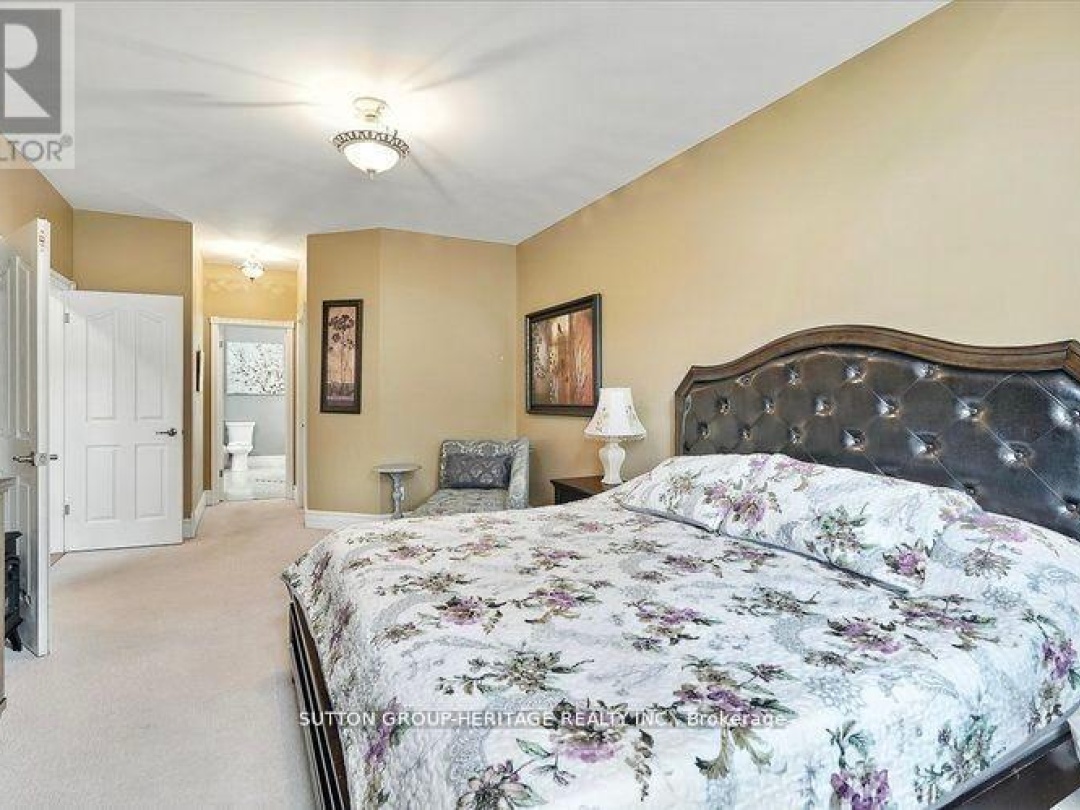 400 FRONT STREET W, Sturgeon Lake