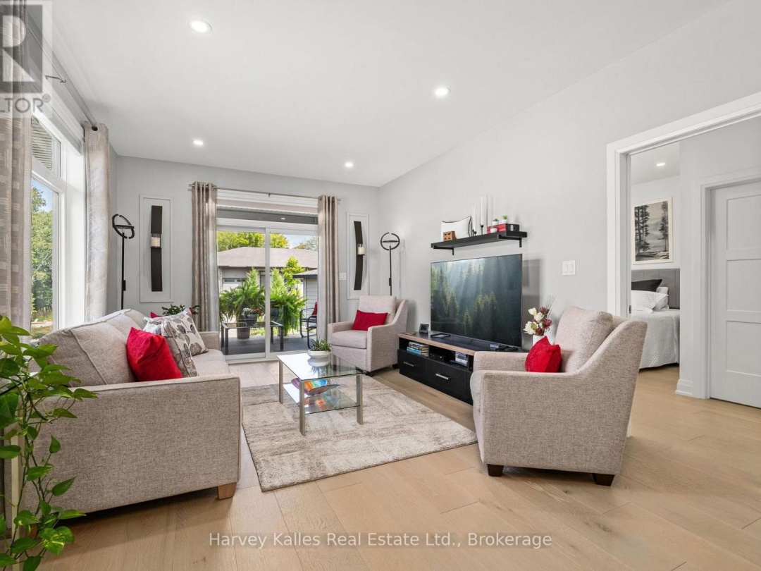5 BLUE BIRCH LANE, 