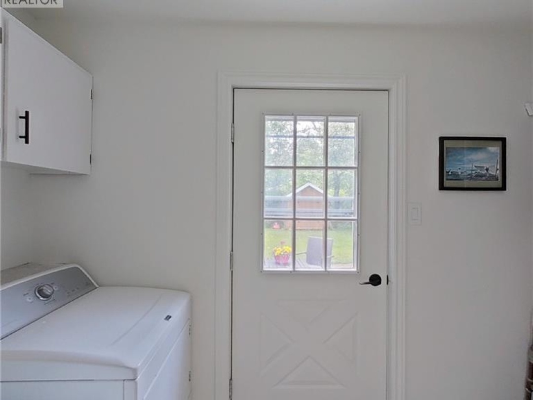 4 MAYPARK Drive, 