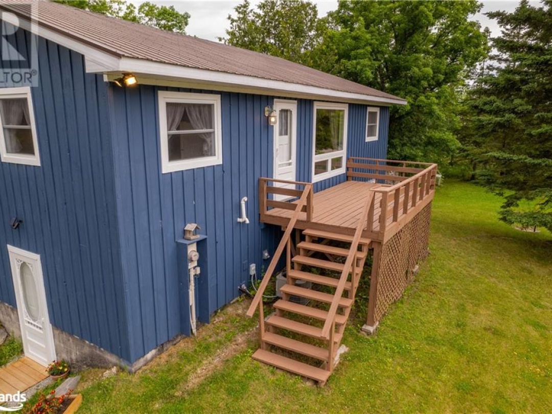 601 Honey Harbour Rd, Rr1, Port Severn