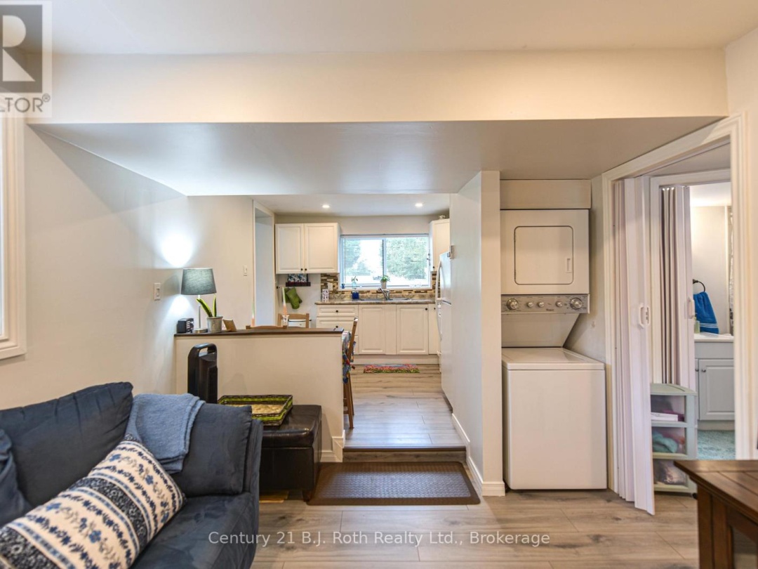 4693 DANIEL STREET, Ramara (Atherley)