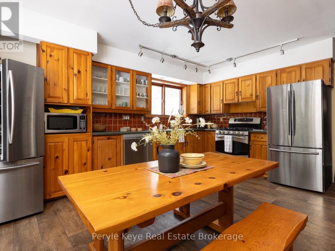 2391 LIMBERLOST ROAD, Dotty Lake