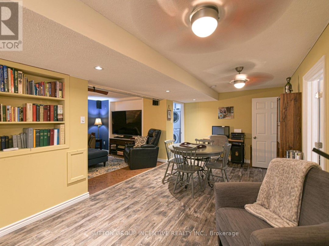 78 VANESSA DRIVE, 