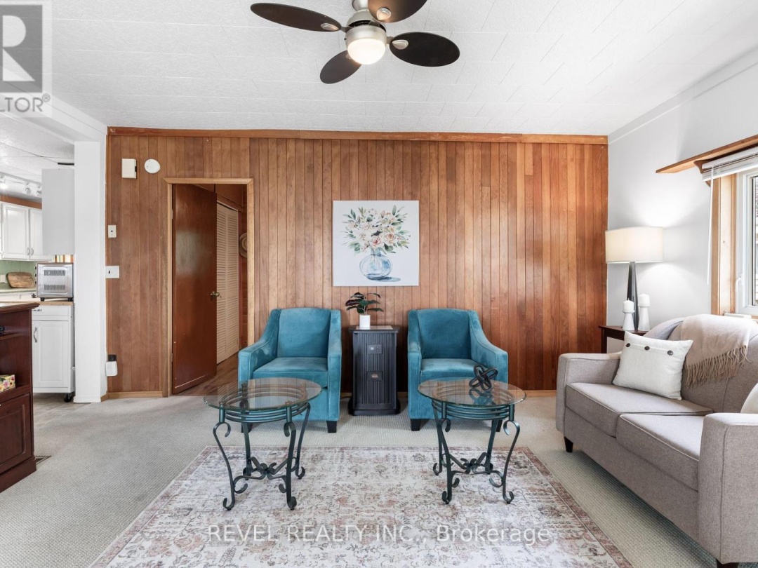 483 LONG BEACH ROAD, Sturgeon Lake