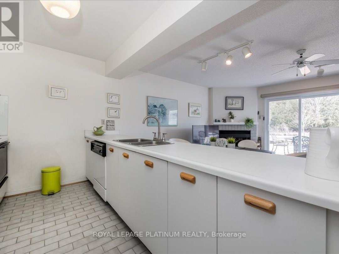 21 - 71 LAGUNA PARKWAY, 