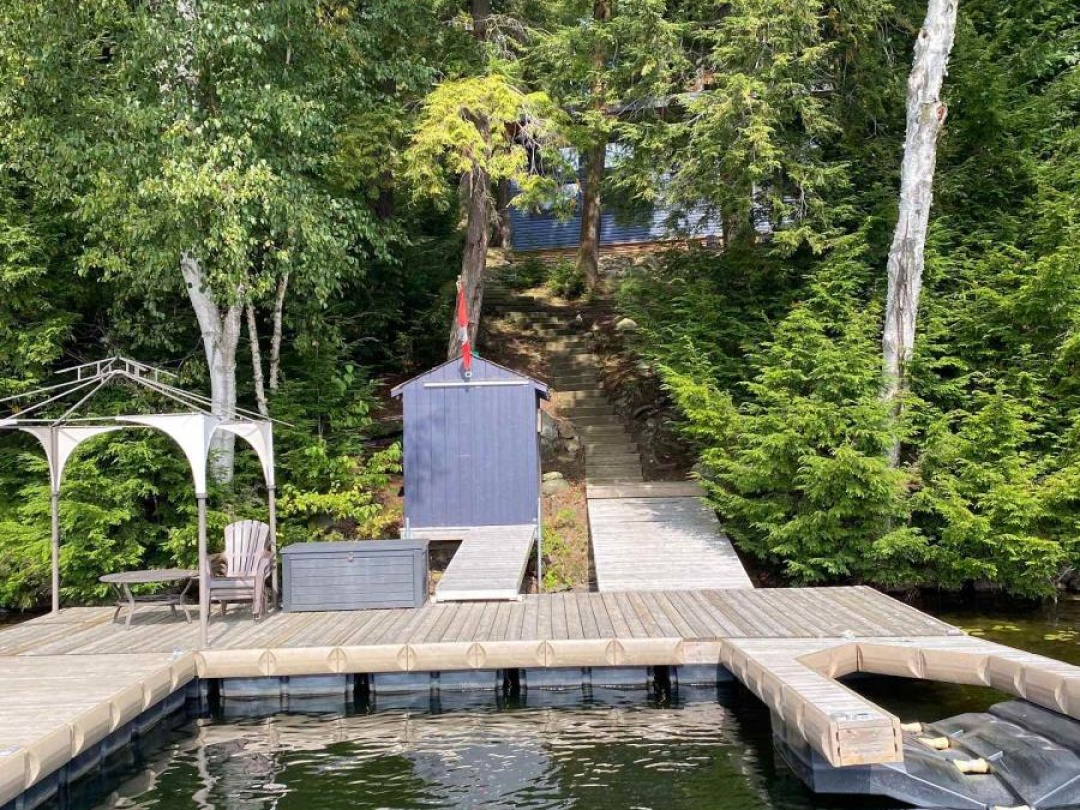 6-236 ISLAND, Otter Lake