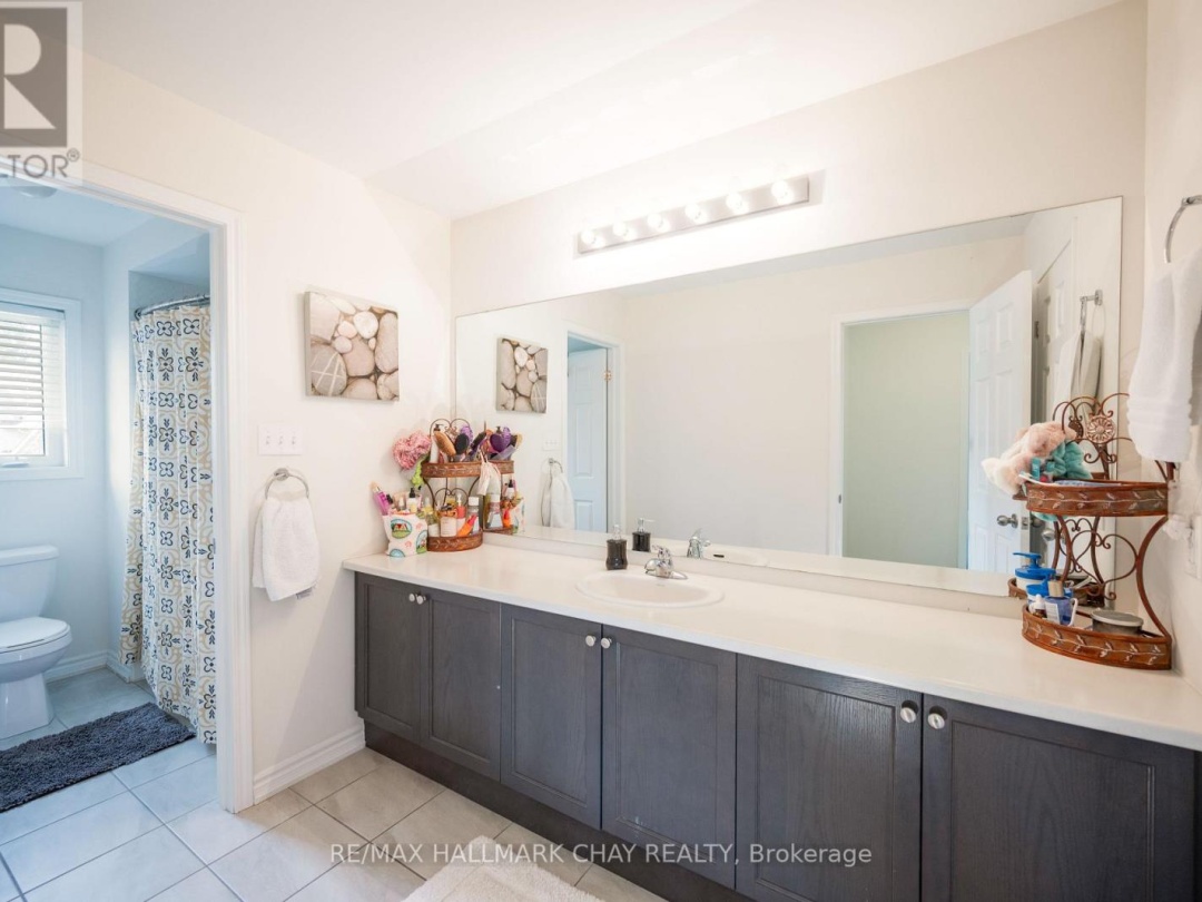 41 MASTERS CRESCENT, Georgian Bay (Baxter)