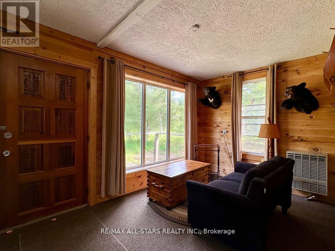 380 LEDGE ROAD, Trent Lakes