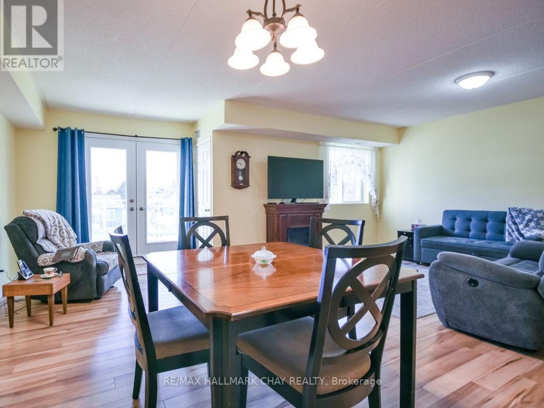 203 - 125 BOND STREET, 