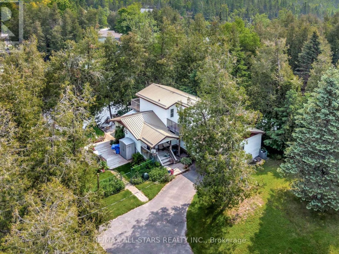 14 WYCHWOOD DRIVE E, Sturgeon Lake