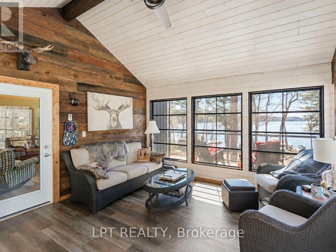 1369 HIPKISS DRIVE, Haliburton Lake