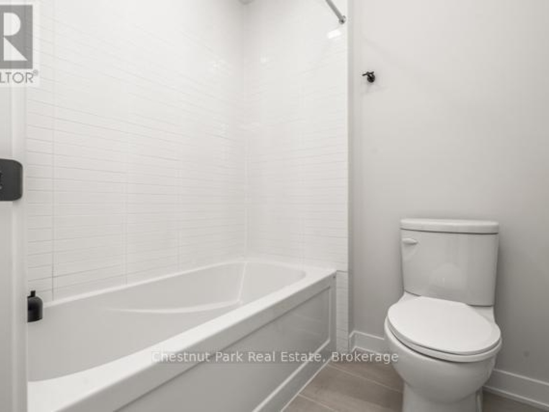 49 - 1053 GREENSVIEW DRIVE,