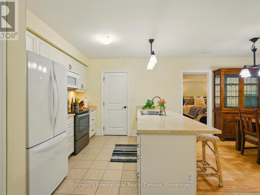 103 - 391B MANITOBA STREET, Bracebridge (Macaulay)