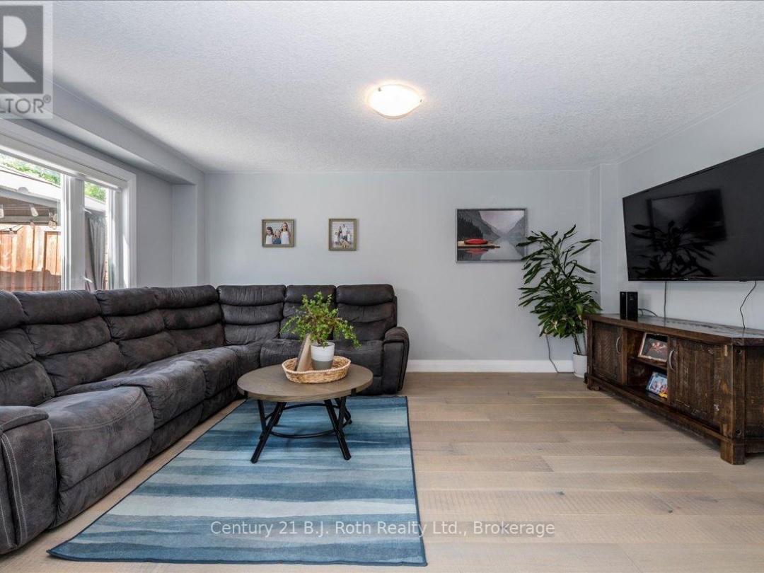 4 SHEPPARD DRIVE, 