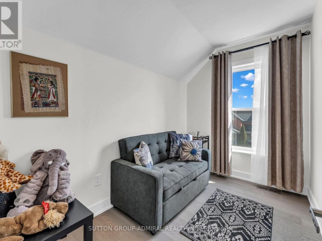 97 LACLIE STREET, Orillia