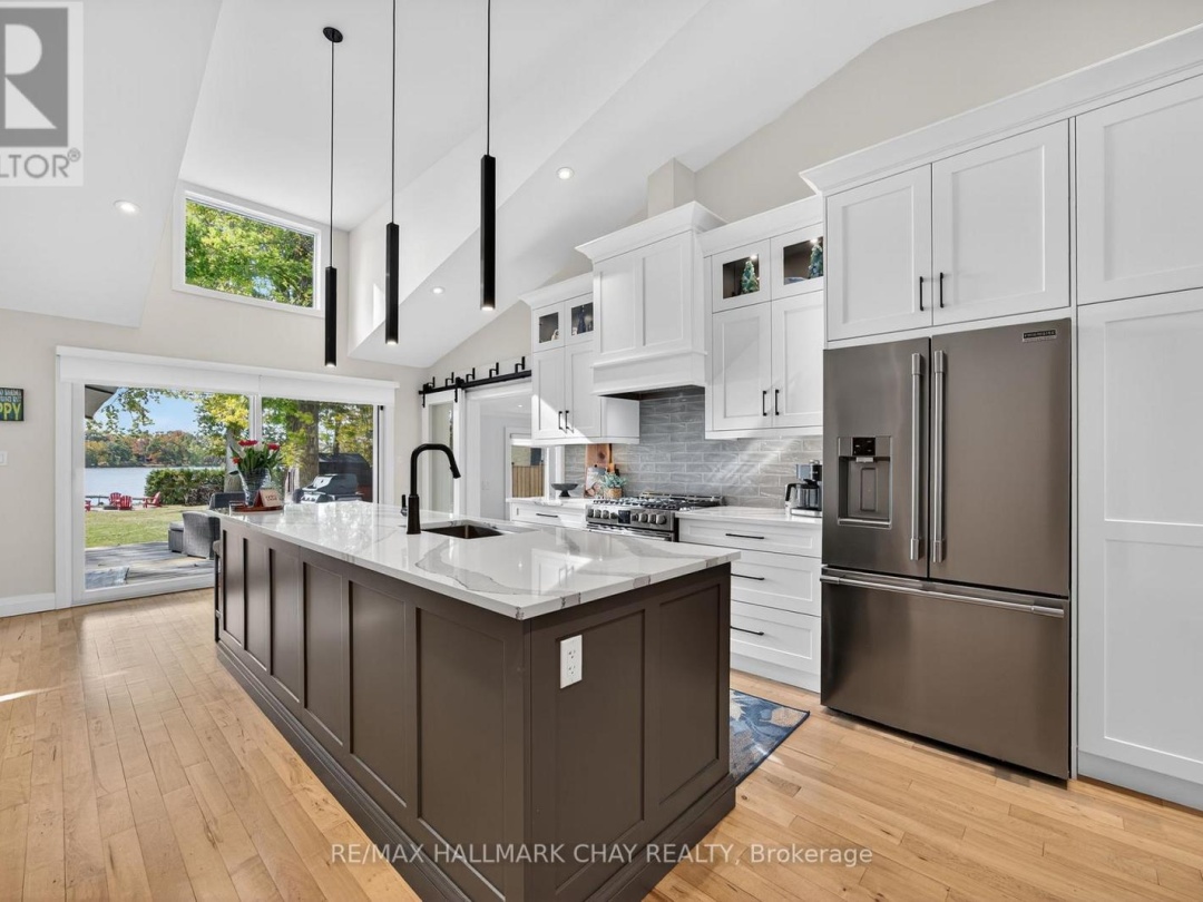 668 BROADVIEW AVENUE, 